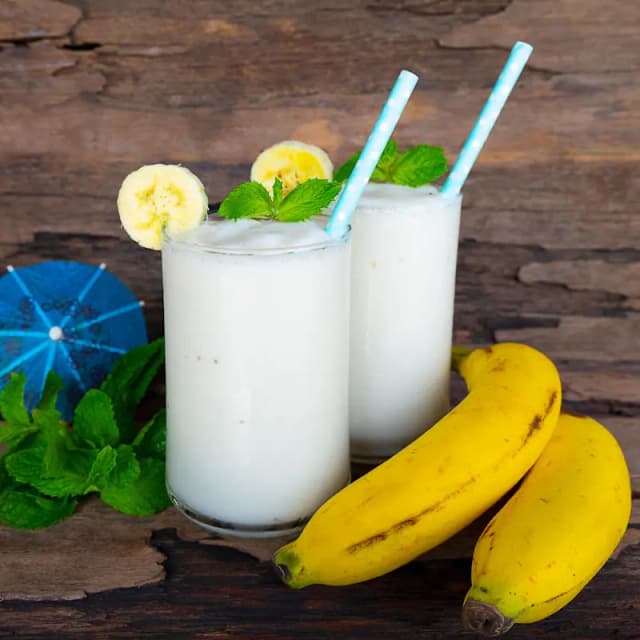 Tropical Indulgence: Banana Daiquiri Delight