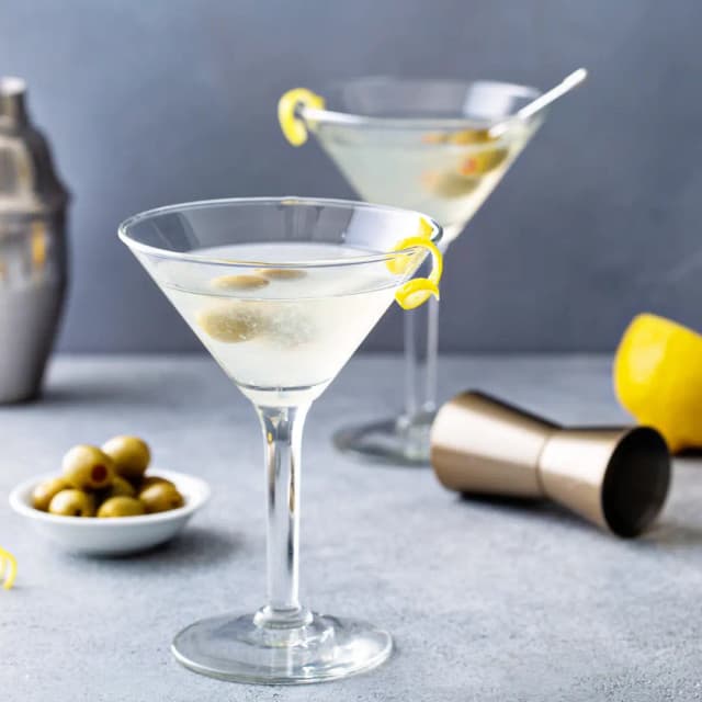 Dirty Martini Recipe: How to Make the Perfect Vodka Dirty Martini